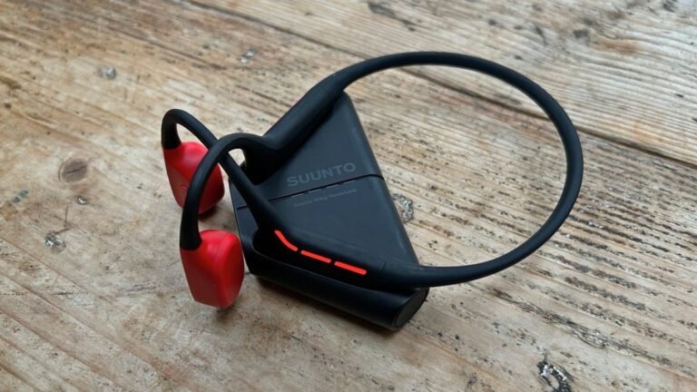 Suunto Wing Headphones Review | Coach